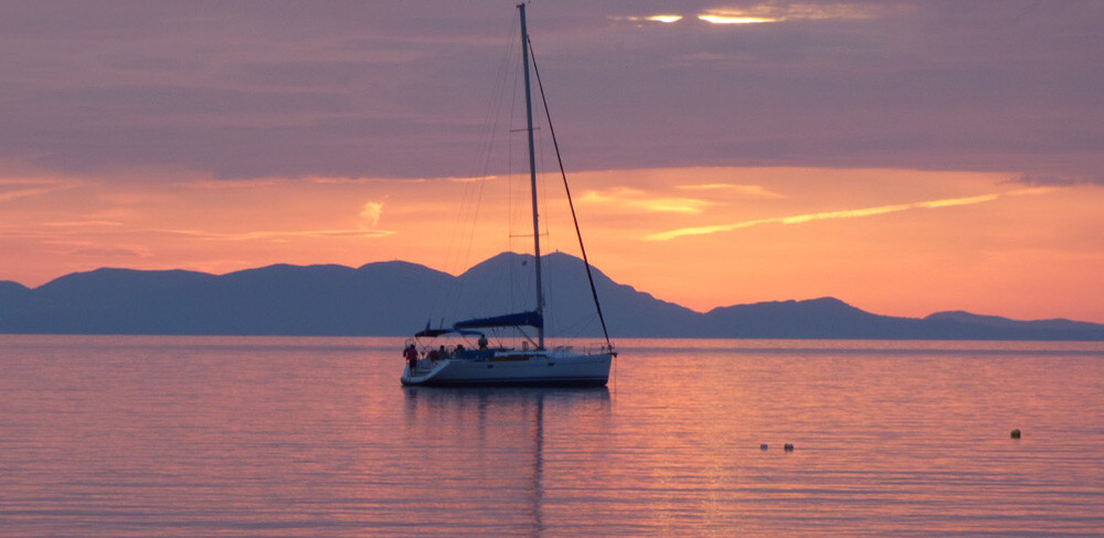 Bavaria 39 Cruiser, Xenia