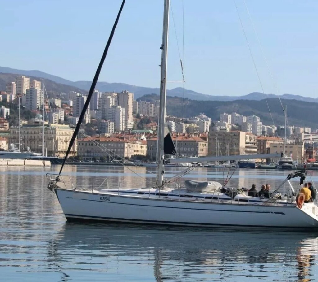 Bavaria 44 Sea Toy