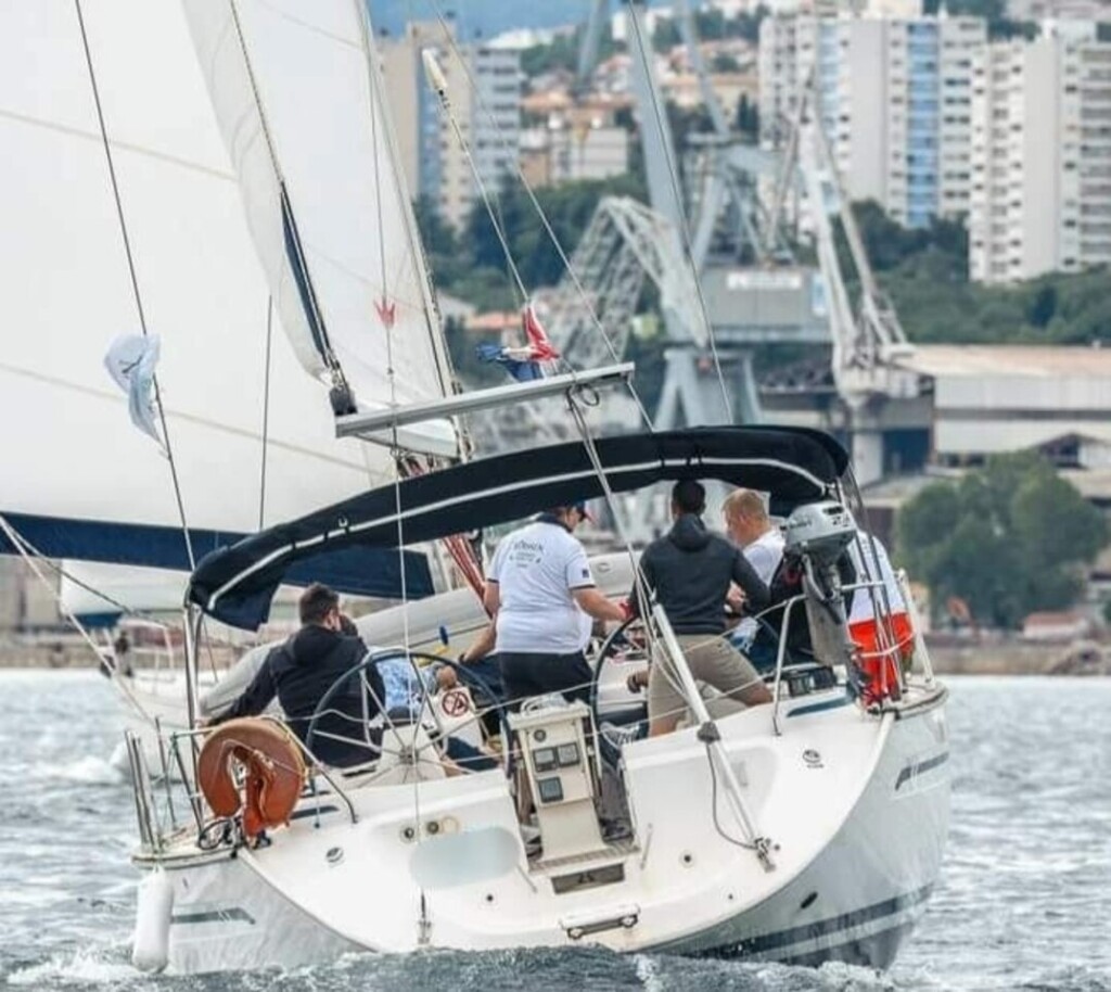 Bavaria 44 Sea Toy