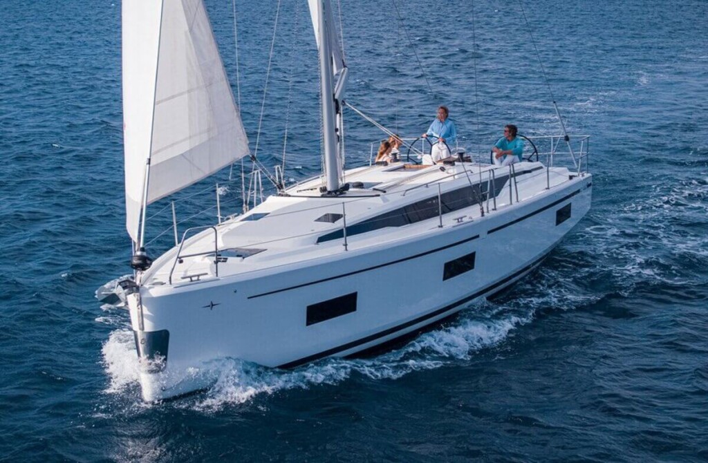 Bavaria C42, SeaTime