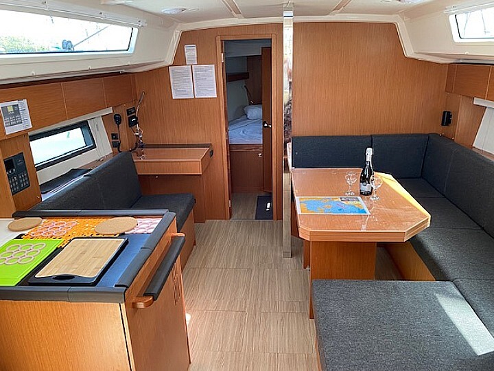 Bavaria C42 Valesia