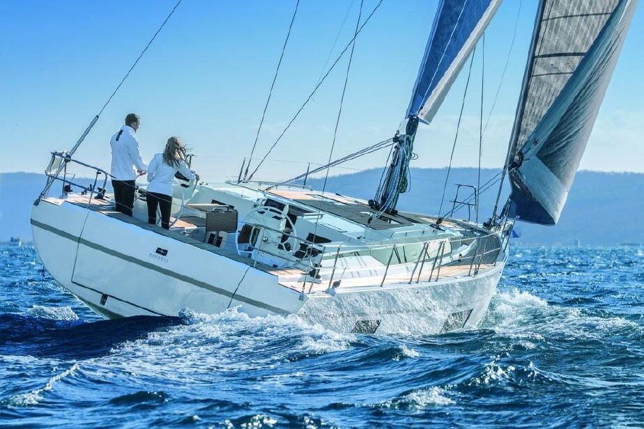 Bavaria C45, Lady Flora 1