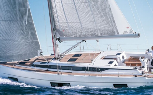 Bavaria C45, Kyveli