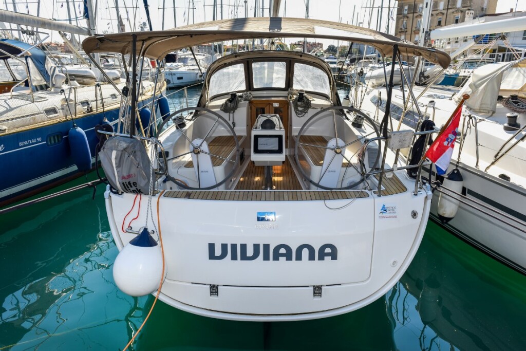 Bavaria Cruiser 37, Viviana