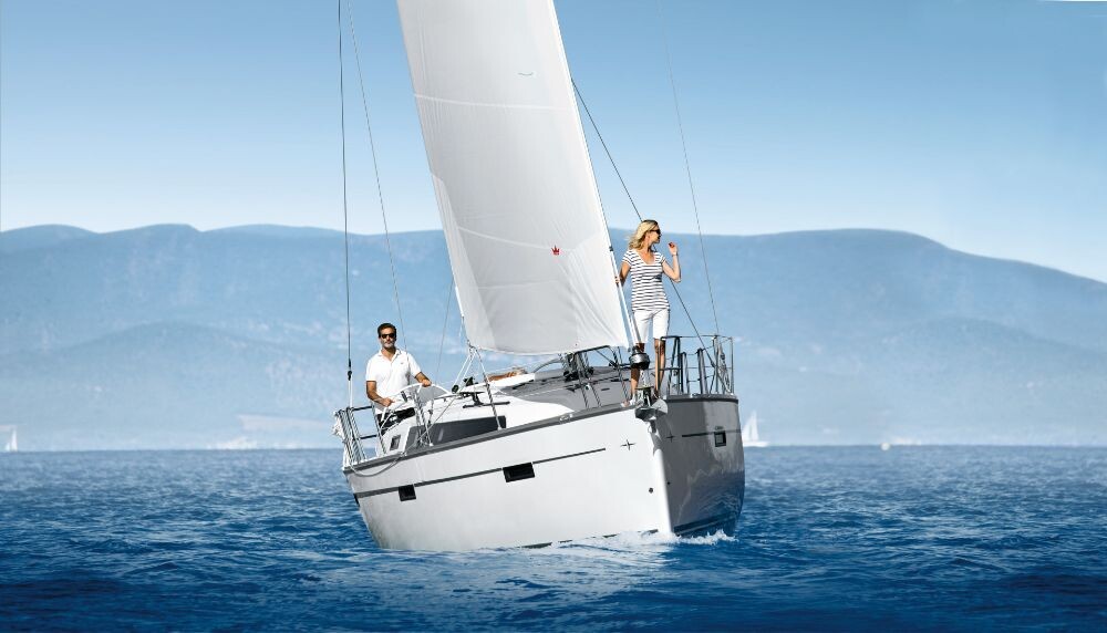 Bavaria Cruiser 37 ECONOMY