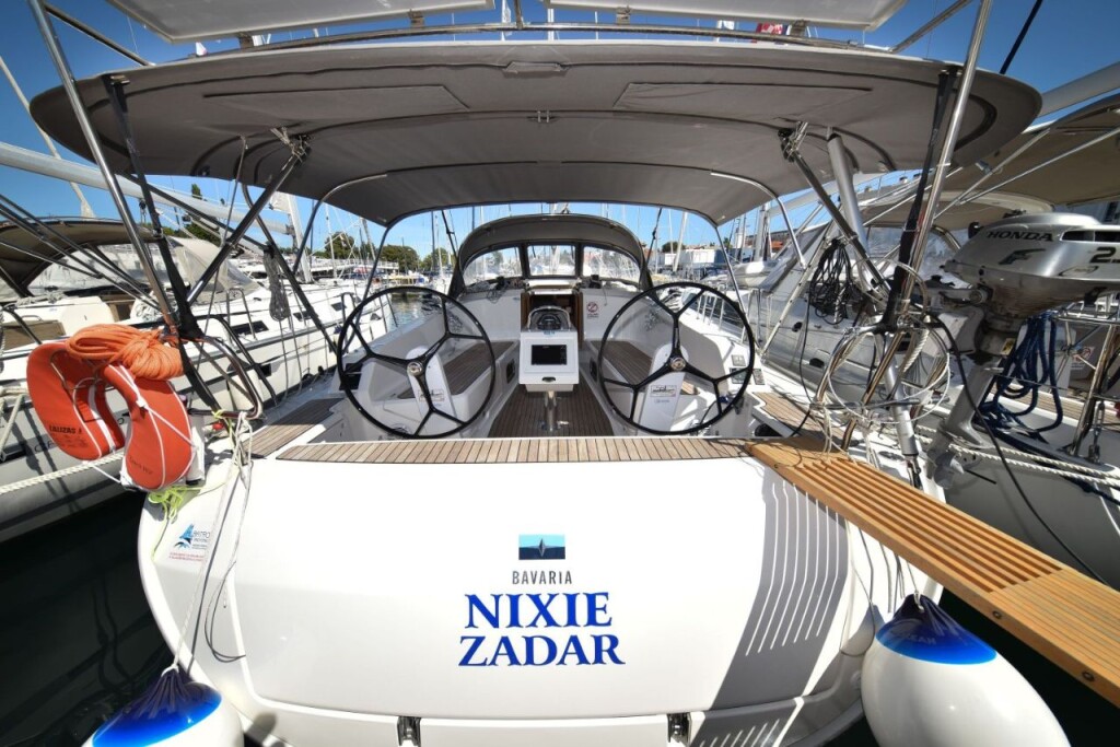 Bavaria Cruiser 41, Nixie