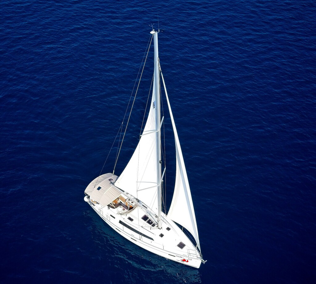 Bavaria Cruiser 41, MH 64