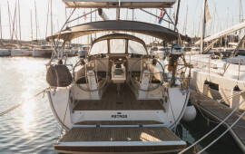 Bavaria Cruiser 41, Astros