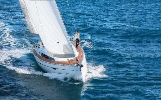 Bavaria Cruiser 46, Sail Betelgeuse