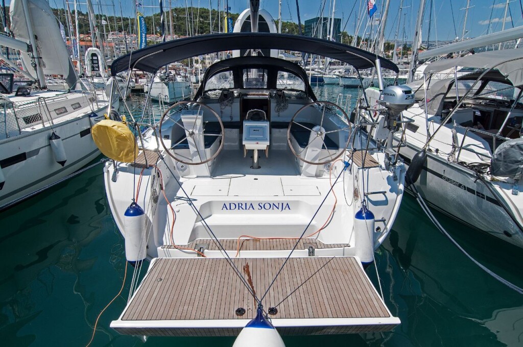 Bavaria Cruiser 46, Adria Sonja