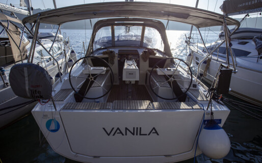 Dufour 360 GL, Vanila