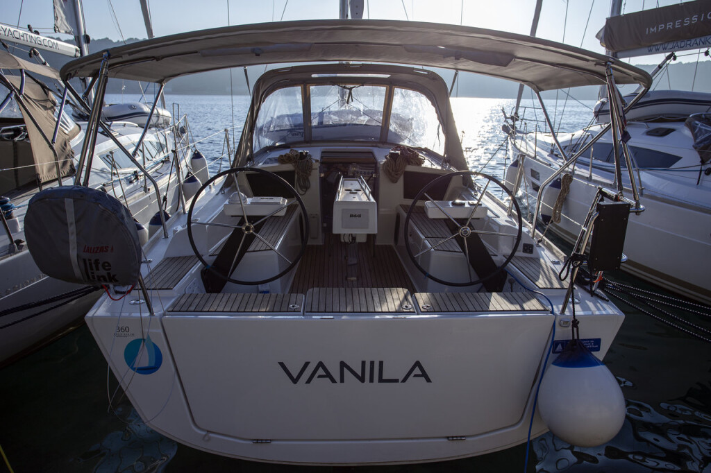 Dufour 360 GL, Vanila