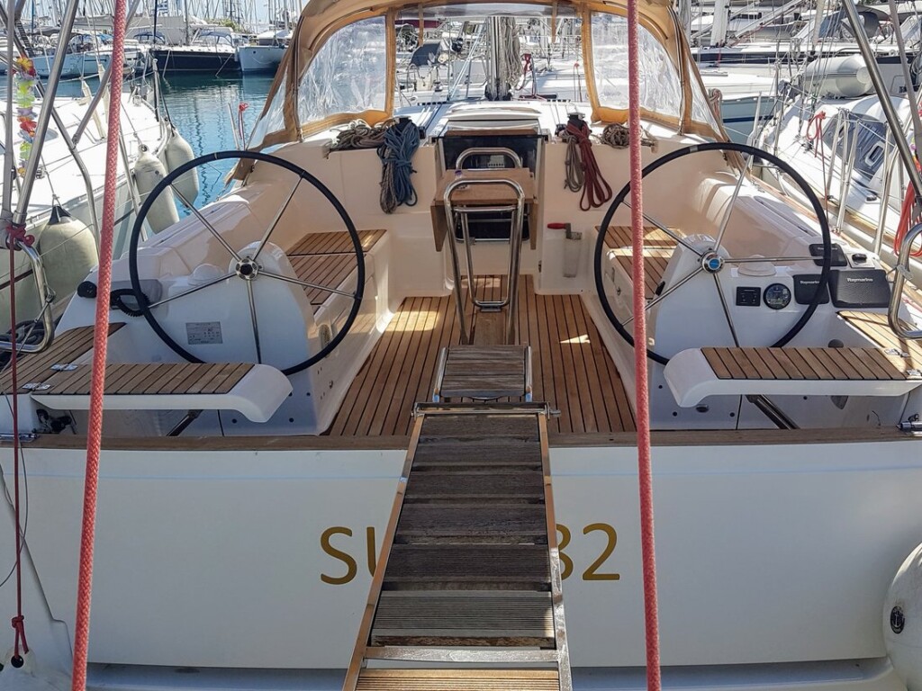 Dufour 382 GL Sun 382