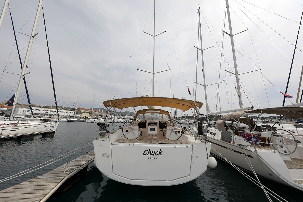 Dufour 460 GL Chuck