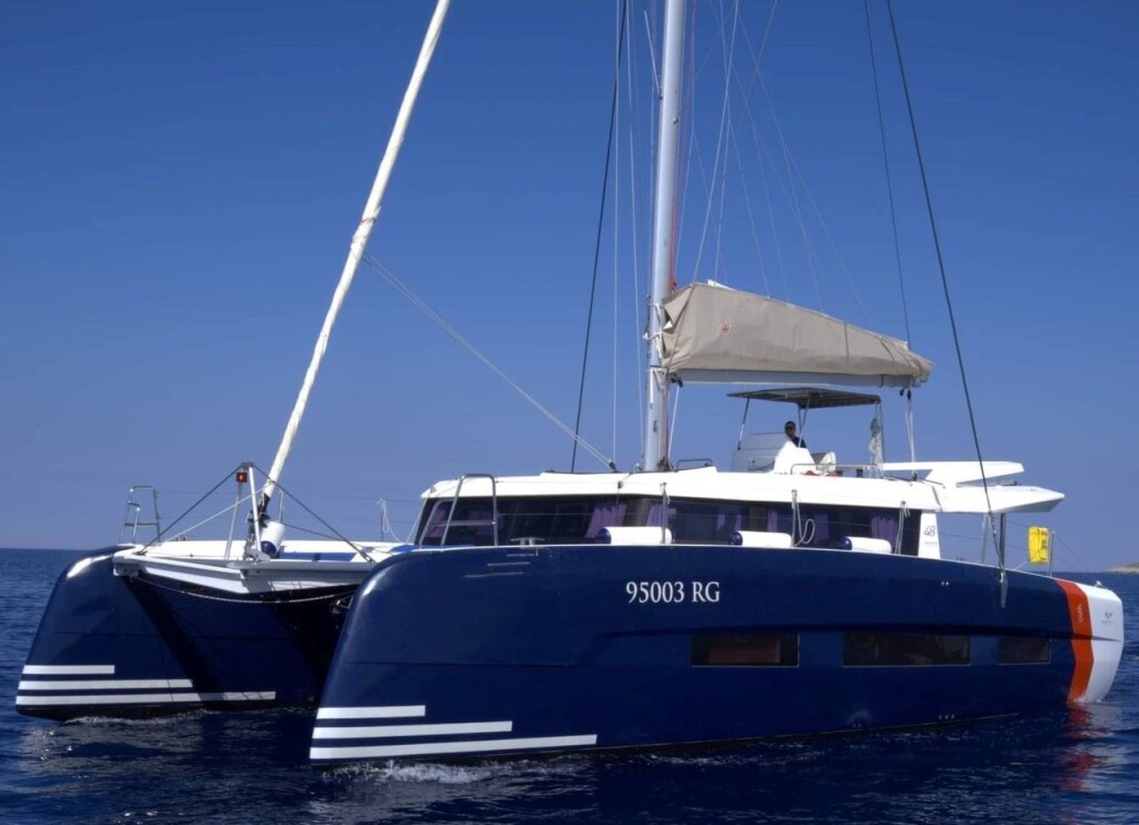 Dufour 48 Catamaran, Nox