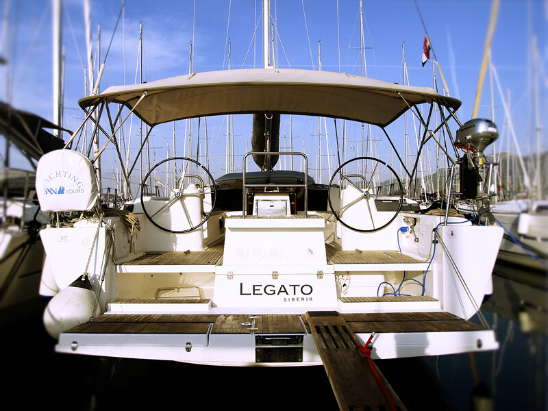 Dufour 512 GL, Legato