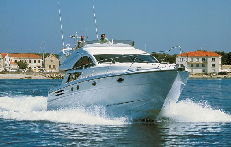 Fairline Phantom 50, Luna IV