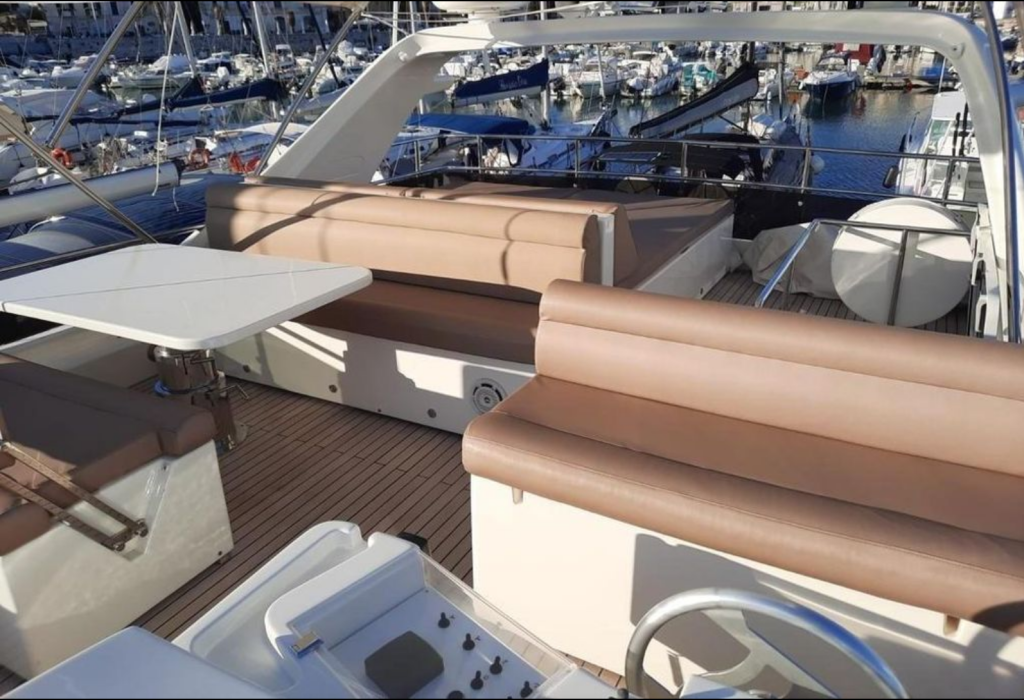 Ferretti Yachts 630 Tiniti II