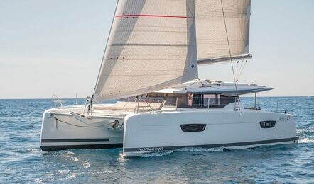 Fountaine Pajot Astrea 42, Arisa