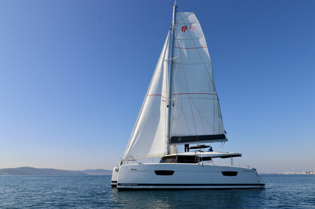 Fountaine Pajot Astrea 42 Mouse