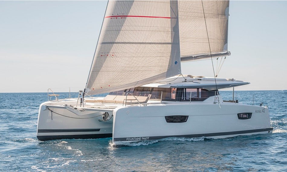 Fountaine Pajot Astrea 42, Le Bart