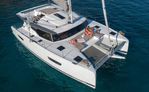 Fountaine Pajot Astrea 42, All the Perks