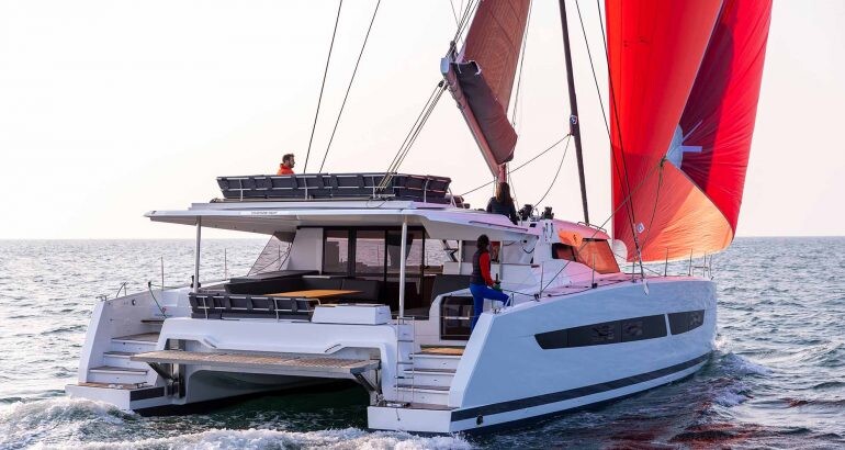 Fountaine Pajot Aura 51 SMART ELECTRIC TIKI