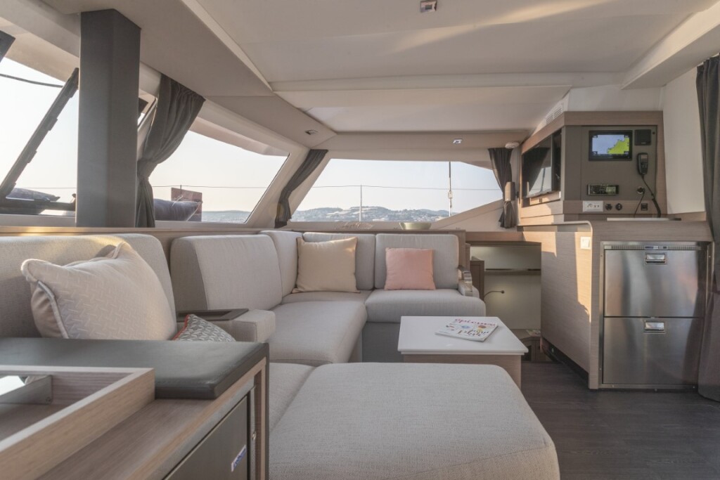 Fountaine Pajot Isla 40 Prodigy