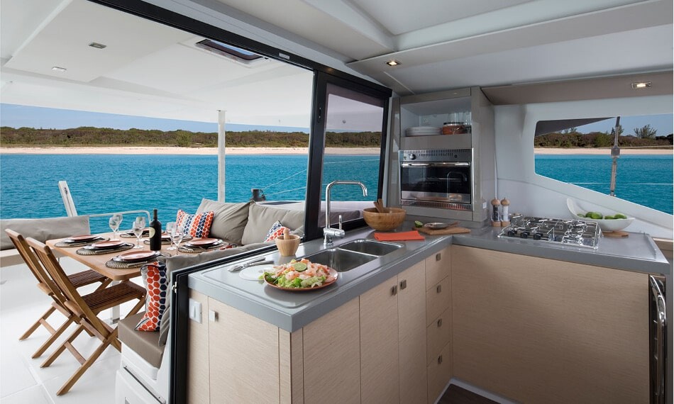 Fountaine Pajot Lucia 40 E.S. II