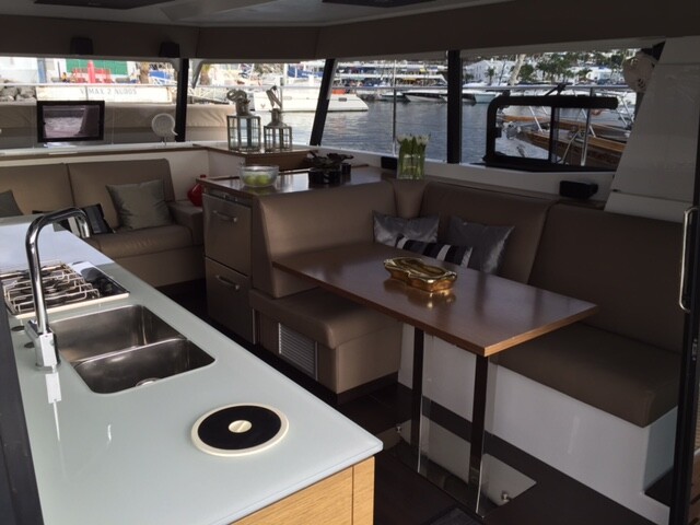 Fountaine Pajot MY 37 Dream Star