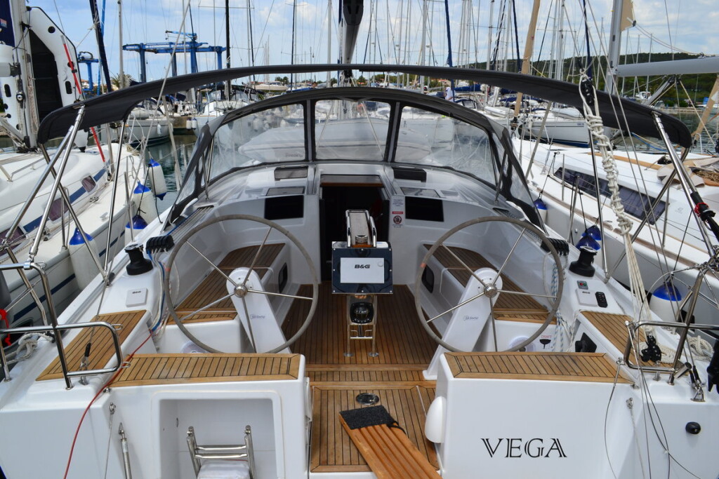 Hanse 415 Vega