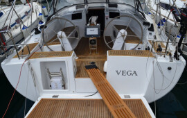 Hanse 415, Vega