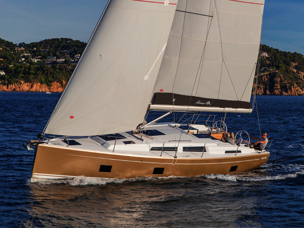 Hanse 418, Leia