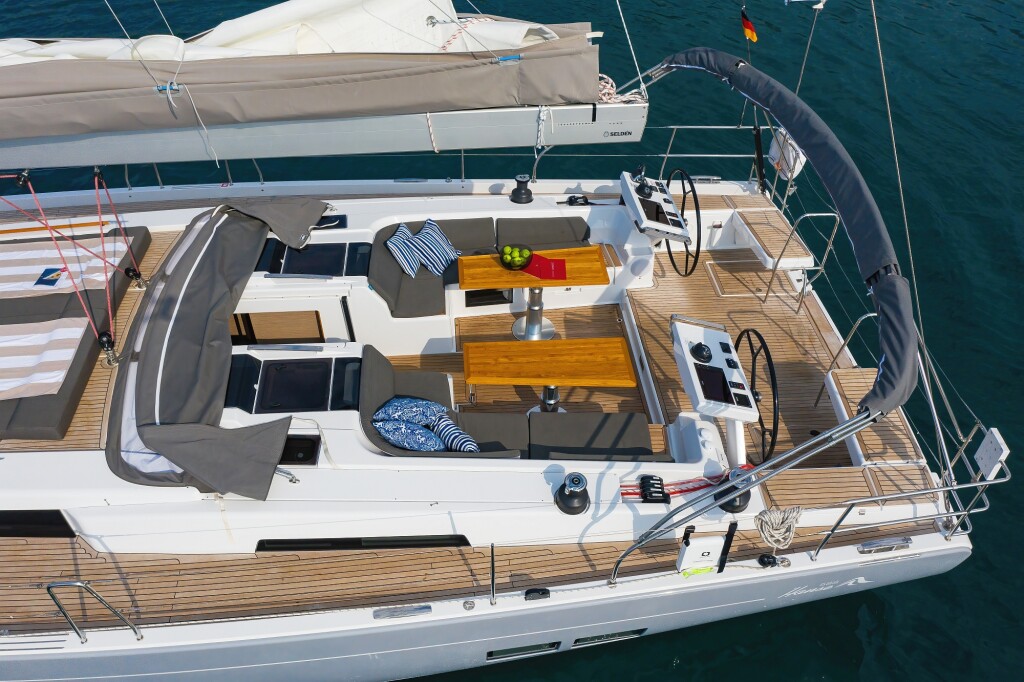 Hanse 588 Hot Stuff