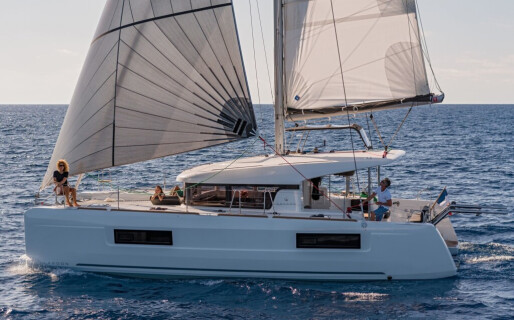 Lagoon 40, Esmee