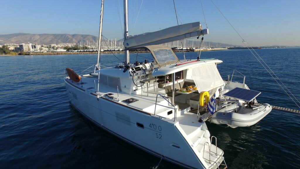 Lagoon 400 S2, Sailing Blue 4