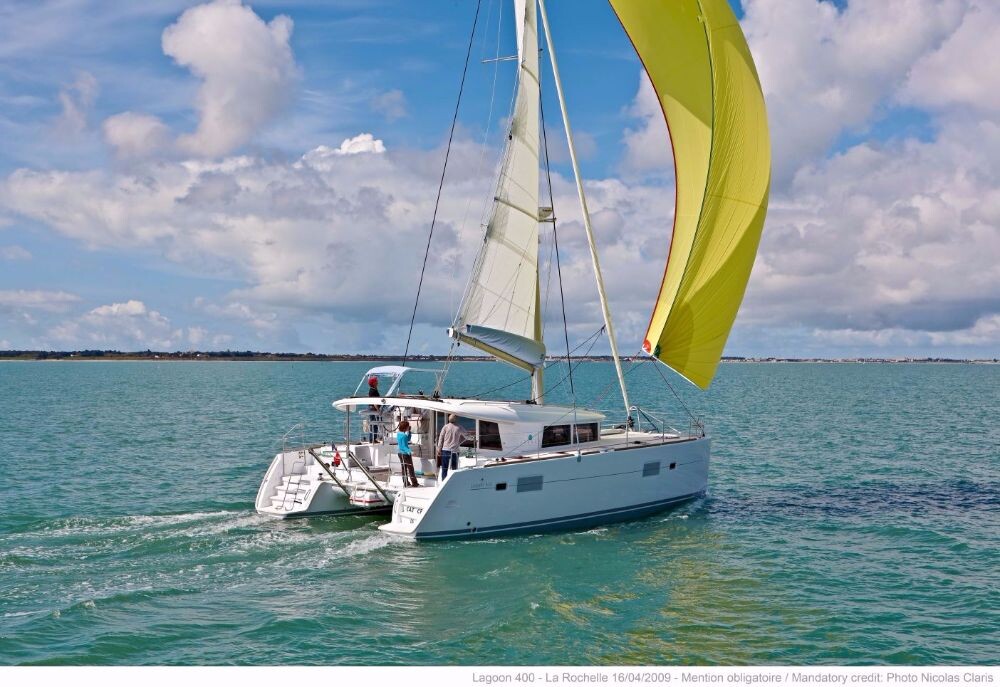 Lagoon 400, ECONOMY