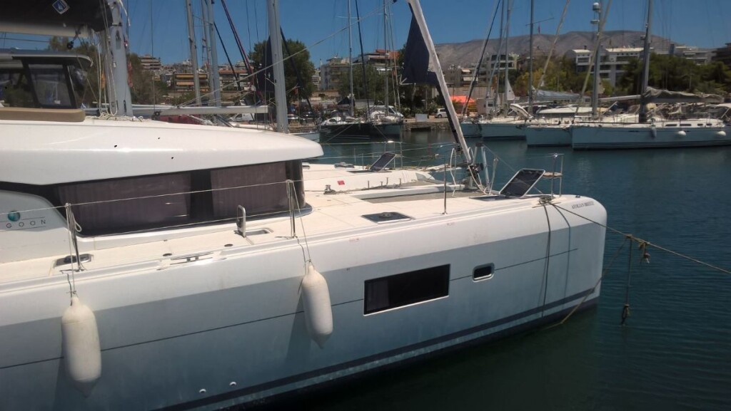 Lagoon 42, Aeolian Breeze