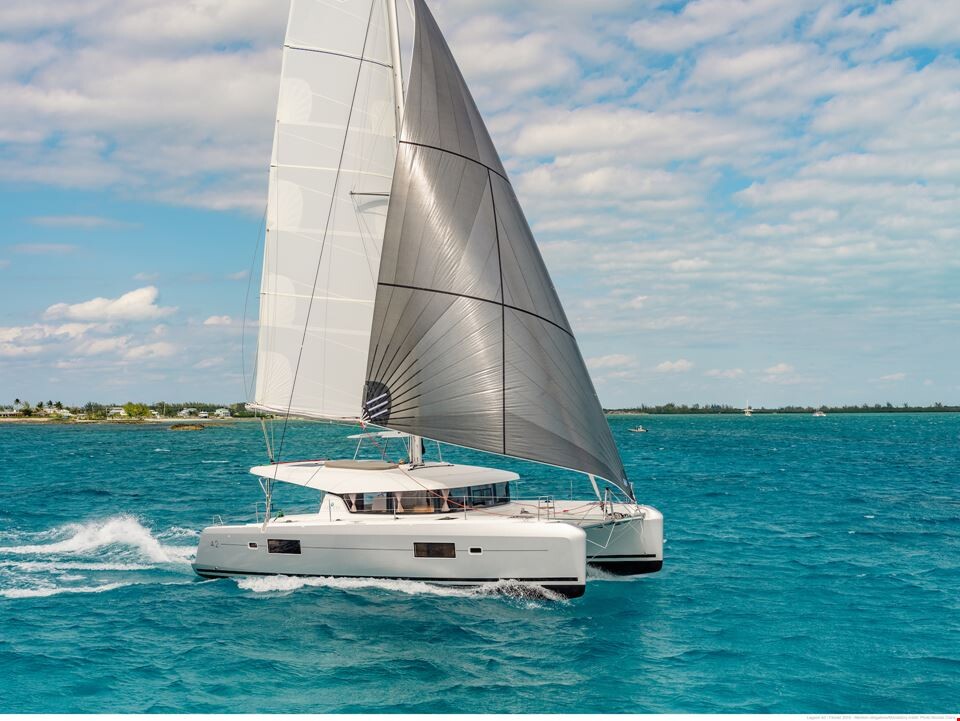 Lagoon 42 Sail la Vie