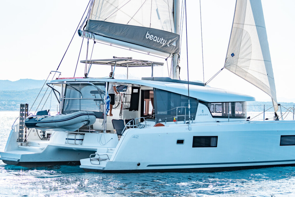 Lagoon 42 Beauty L