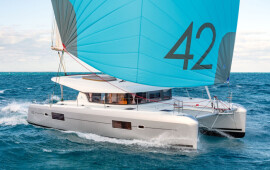 Lagoon 42, Blue Trident