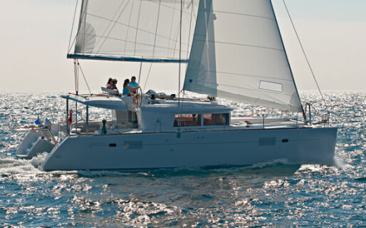 Lagoon 450 F, EVI