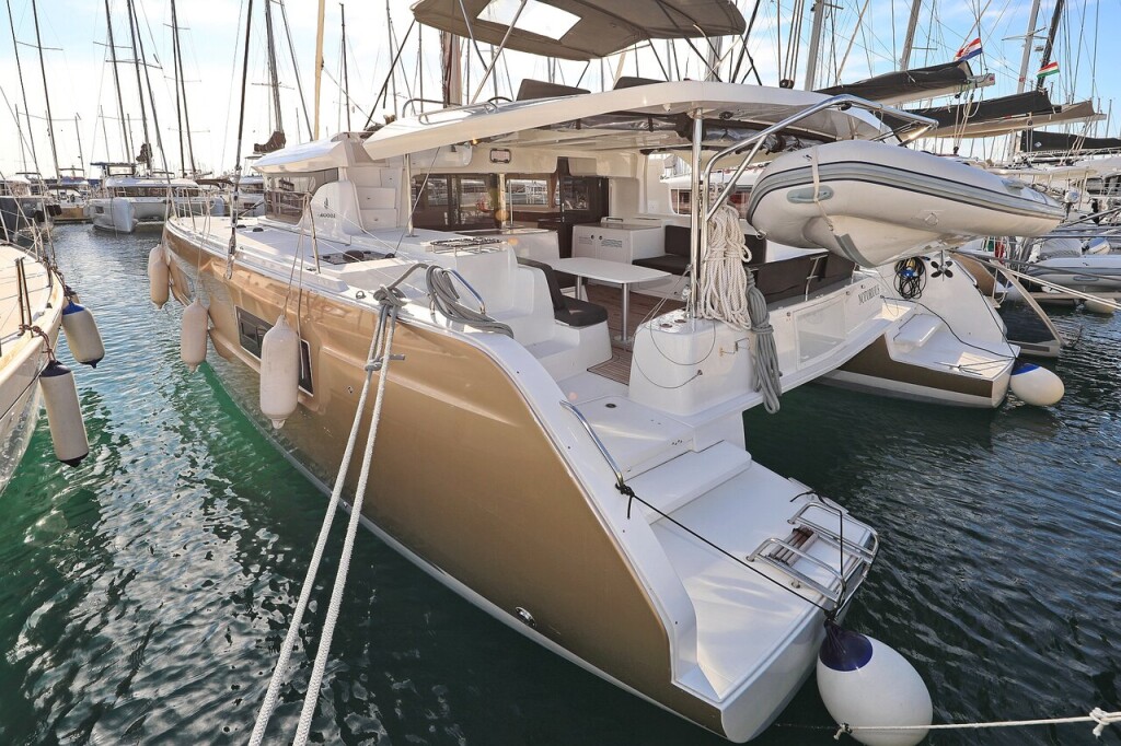 Lagoon 46 Notorious