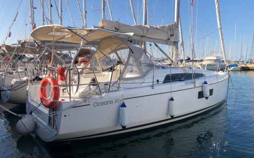 Oceanis 30.1, Arya