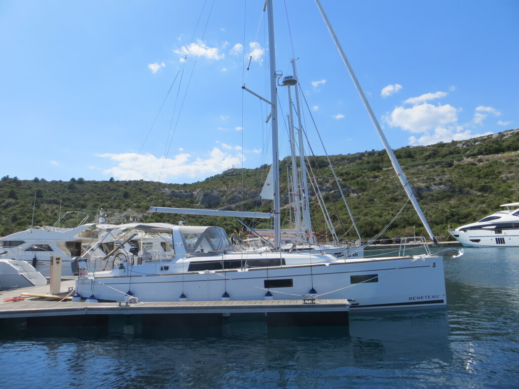 Oceanis 38.1 Eleven