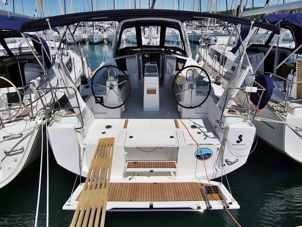 Oceanis 38.1, Elsa