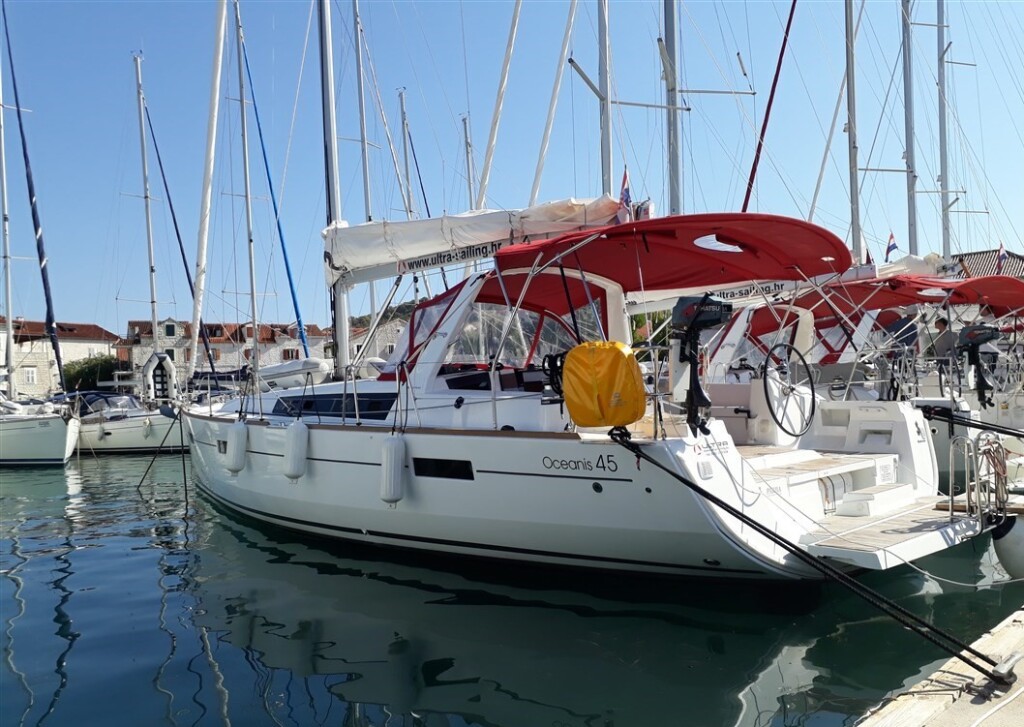 Oceanis 45, Parija II