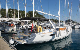 Oceanis 45, Dianora