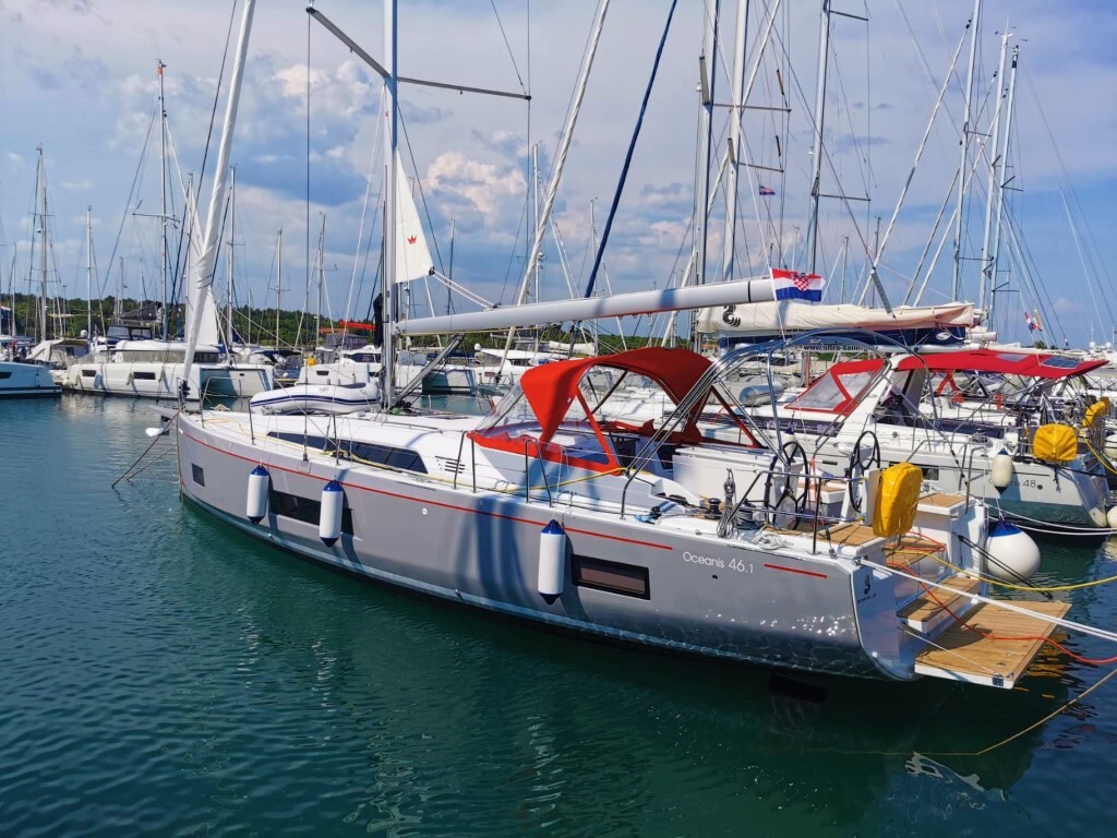 Oceanis 46.1, Nauti Buoy