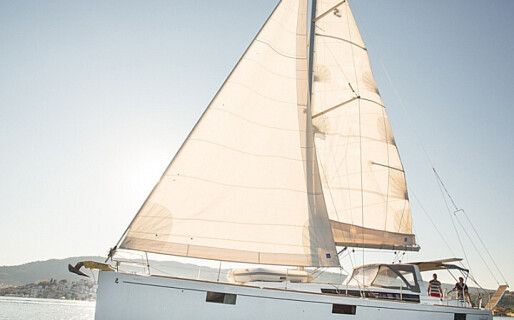 Oceanis 48, Invictus